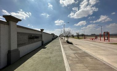 Casa de 3 Recámaras a 30 Mins del AIFA | Construcción Tradicional | Privada