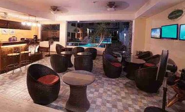 Low Rise 2 Bedroom Apartment in Malate with Wifi and Pool