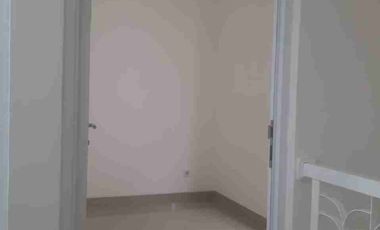 Sewakan Semi furnished Rumah Cluster 30 Juta/ Tahun.