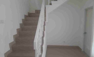 Sewakan Semi furnished Rumah Cluster 30 Juta/ Tahun.
