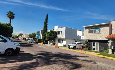 LOCALES EN PUEBLO NUEVO, CORREGIDORA