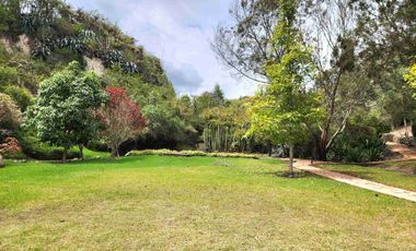 Challuabamba sector Panamericana norte terreno de venta 780m2