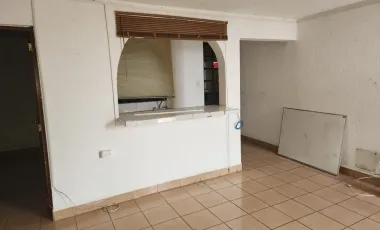 RENTA DE DEPARTAMENTO EN LIBRAMIENTO SUR PONIENTE, CENTRO SUR.