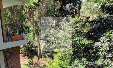 se renta casa en urbanización semiamoblada 2 plantas 2 habitaciones Capelo