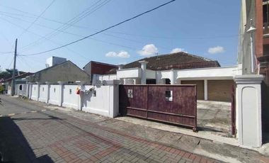 Rumah Mewah Premiun strategis termurah dan Luas, area sengkan jalan kaliurang km 7 Jogja