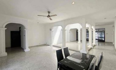 Rumah Mewah Premiun strategis termurah dan Luas, area sengkan jalan kaliurang km 7 Jogja