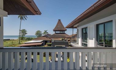 Unique Balinese Style Beachside Bliss