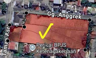 Disewakan tanah luas dan lebar strategis pinggir jln