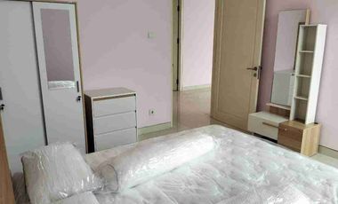 Disewakan Rumah furnished lokasi Palm beach Pakuwon city