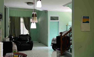 Rumah siap huni di Bintara indah Bekasi Barat