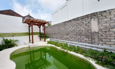 DIJUAL CEPAT – VILLA 2 LANTAI DI CANGGU