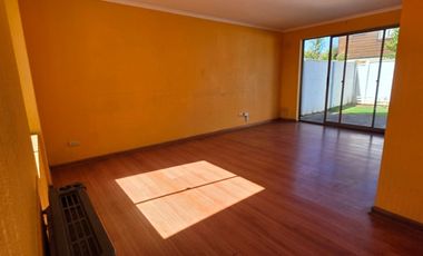 Casa 4 dormitorios, patio y antejardín. Terrazas las Lomas,  Lomas San Andres. Concepción