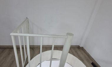 Local Comercial en Alquiler en la Alborada, 2 Pisos, 1 Baño, Seguridad, Norte de Guayaquil.