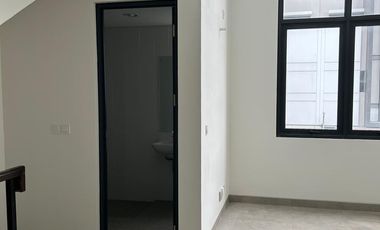 DIJUAL/DISEWAKAN RUKO 3 LANTAI BARU DI SOHO DELATINOS BSD