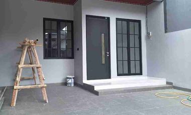 Dijual rumah siap pakai harga murah di Boulevard Hijau Bekasi