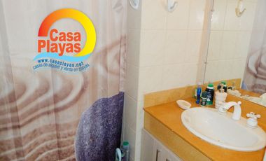 Departamento Frente Al Mar de Venta en Playas Villamil, Carabelas de Colón