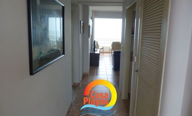 Departamento Frente Al Mar de Venta en Playas Villamil, Carabelas de Colón