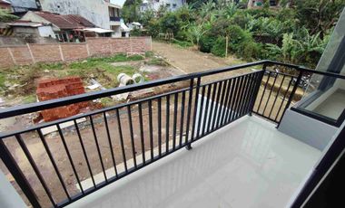 Jual Rumah Murah 2Lantai dkt Cipageran Asri Cimahi Utara Alun Alun Kota