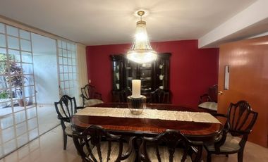 Residencia con Jardín en Monraz   Amplios Espacios y Ubicación Premium venta Casa