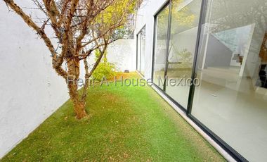 Zibatá, en venta casa de autor. FVR