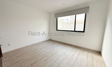 Zibatá, en venta casa de autor. FVR