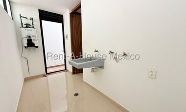 Zibatá, en venta casa de autor. FVR