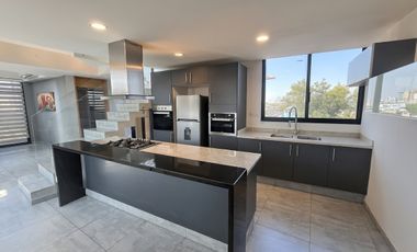 Penthouse dúplex con terraza privada en Santa Teresita venta