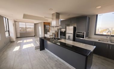 Penthouse dúplex con terraza privada en Santa Teresita venta