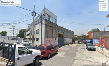 Nave Industrial en Esquina | 1,800 m² | Naucalpan - Excelente Conectividad