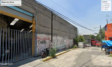 Nave Industrial en Esquina | 1,800 m² | Naucalpan - Excelente Conectividad