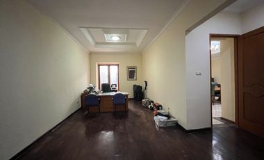 BEAUTIFUL 1-STOREY HOUSE FOR RENT FOR OFFICE OR RESIDENCE IN FATMAWATI, SOUTH JAKARTA