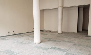 LOCAL COMERCIAL EN ARRIENDO – EXCELENTE UBICACIÓN