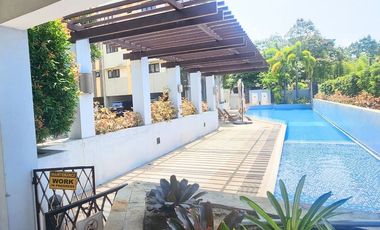 PRICE IMPROVED! Circulo Verde Townhouse for Sale!