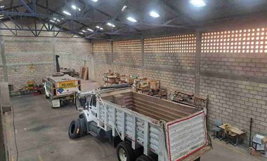 VENDO BODEGA VIA A GIRON AREA 2800 METROS