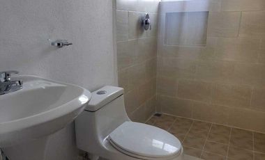 Departamento de dos niveles con amenidades, doble altura, 2 recámaras. Zákia - VENTA