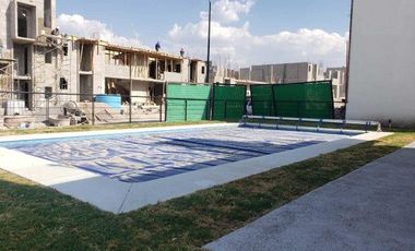 Departamento de dos niveles con amenidades, doble altura, 2 recámaras. Zákia - VENTA