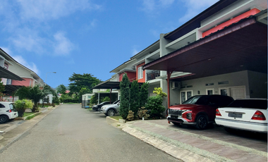 Dijual Rumah Mewah Fully Furnished di Jeumpet Residence - Komplek Elit Lengkap Fasilitas!