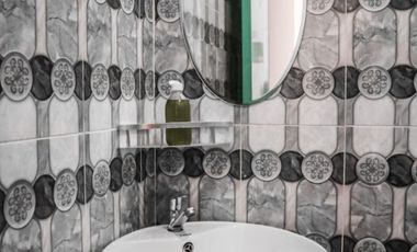 DIJUAL CEPAT – HOMESTAY AKTIF FULL FURNISHED Lokasi Tengah Kota Banyuwangi