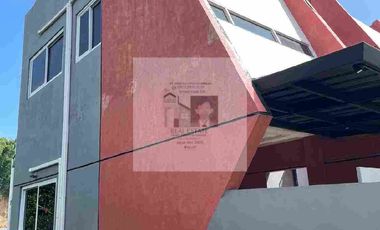 Rumah Siap Huni Full Furnished dekat Kampus ITB di DAGO kota Bandung.