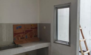 BANTING HARGA Dijual rumah murah 2lantai di Cluster Shinano Jakarta Garden City Cakung Jakarta Timur siaphuni minimalis modern