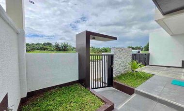 𝗕𝗥𝗔𝗡𝗗 𝗡𝗘𝗪 𝗟𝘂𝘅𝘂𝗿𝗶𝗼𝘂𝘀 𝟮-𝗦𝘁𝗼𝗿𝗲𝘆 𝟱𝗕𝗥 𝗛𝗼𝘂𝘀𝗲 & 𝗟𝗼𝘁 𝗳𝗼𝗿 𝗦𝗮𝗹𝗲 in 𝗚𝗿𝗲𝗲𝗻 𝗠𝗲𝗮𝗱𝗼𝘄𝘀 𝗣𝗛𝟮 at𝗧𝗵𝗲 𝗢𝗿𝗰𝗵𝗮𝗿𝗱, 𝗗𝗮𝘀𝗺𝗮𝗿𝗶𝗻̃𝗮𝘀, 𝗖𝗮𝘃𝗶𝘁𝗲