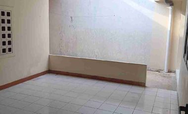 disewakan rumah siap huni dalam cluster di harapan indah