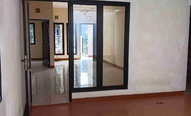 disewakan rumah siap huni dalam cluster di harapan indah