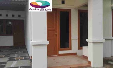 disewakan rumah siap huni dalam cluster di harapan indah