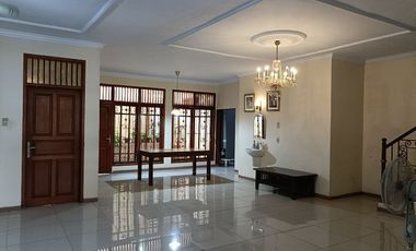 Rumah dijual Murah 2Lt. Duren Sawit, Jakarta Timur dekat ke Tol Becakayu