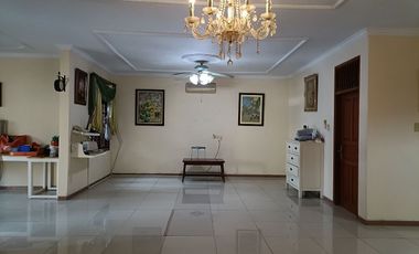 Rumah dijual Murah 2Lt. Duren Sawit, Jakarta Timur dekat ke Tol Becakayu