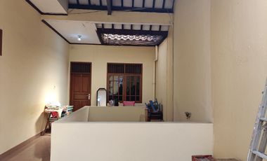 Rumah dijual Murah 2Lt. Duren Sawit, Jakarta Timur dekat ke Tol Becakayu