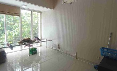 Disewakan Rumah Furnished di Golf Lake Cengkareng uk. 8x20 Harga 230 juta