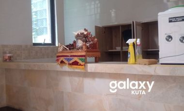 DISEWAKAN RUMAH DEKAT PANTAI MATAHARI TERBIT SANUR DENPASAR, BALI