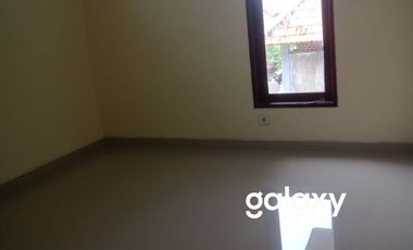 DISEWAKAN RUMAH DEKAT PANTAI MATAHARI TERBIT SANUR DENPASAR, BALI